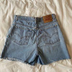 Levi’s Jean Mom Shorts
